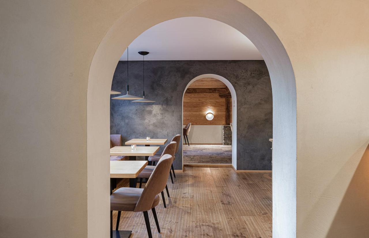 Kapitel 7 Boutique-Hotel Raron Экстерьер фото